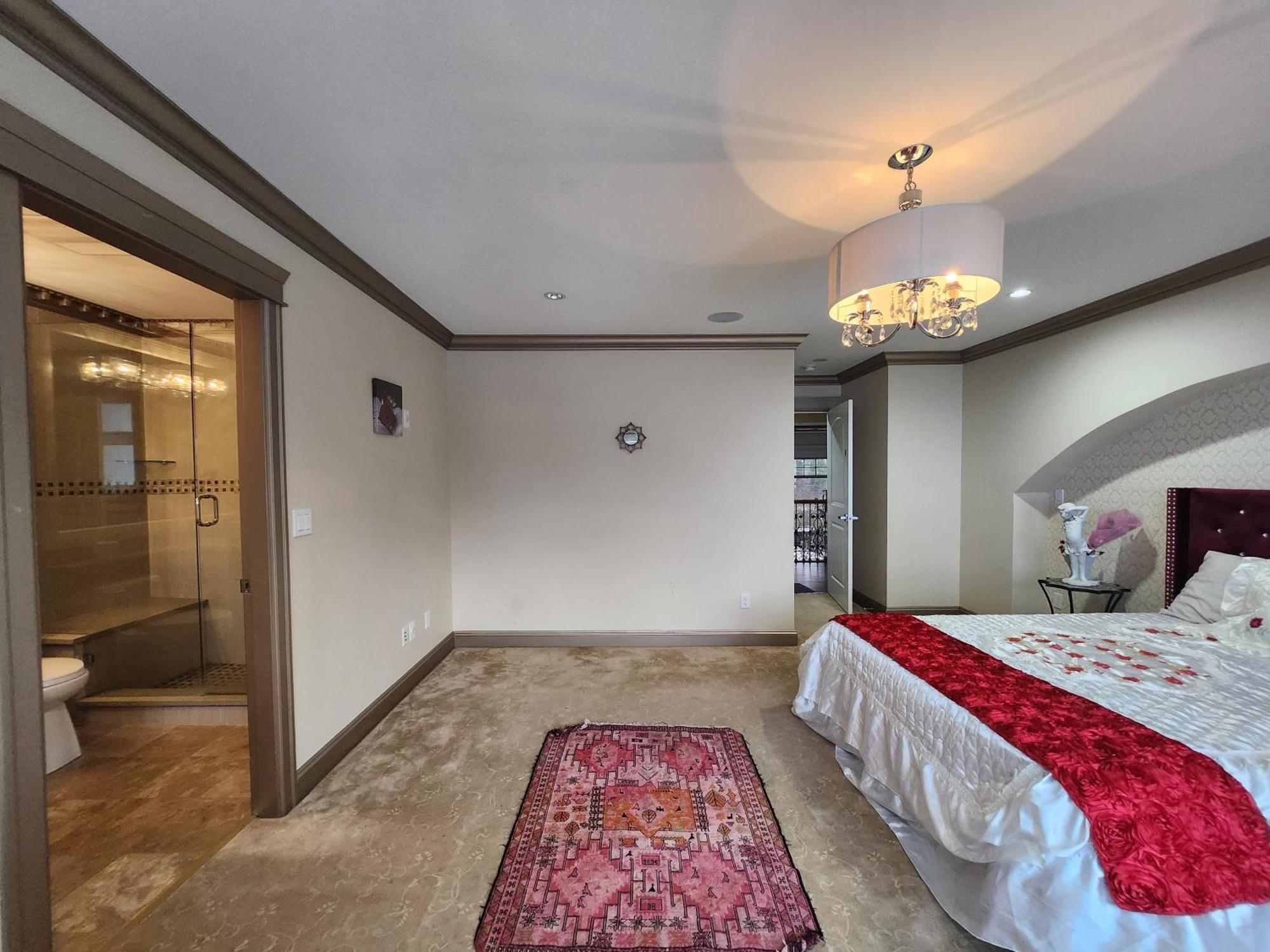 Empress Madani Palace Hotel サレー エクステリア 写真